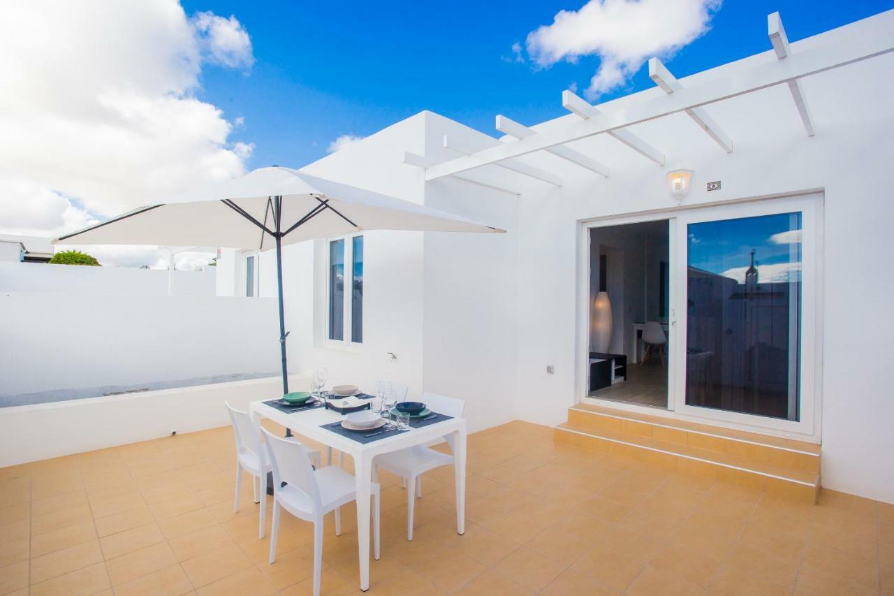 Flower Beach Suite 8 Playa Honda (Lanzarote) Exterior photo